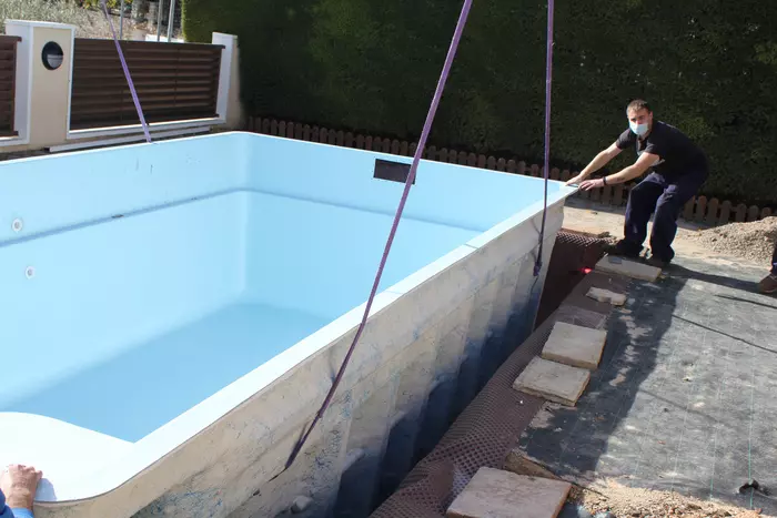 Montaje Piscina Fibra